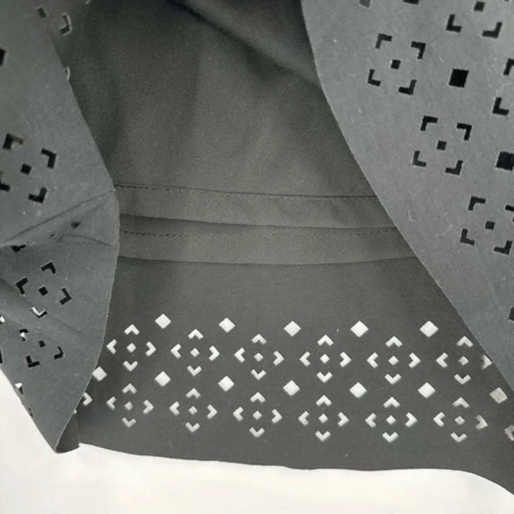 NWT Banana Republic Geometric‎ Laser Cut Ponte Pencil Skirt Black Size 2 Office